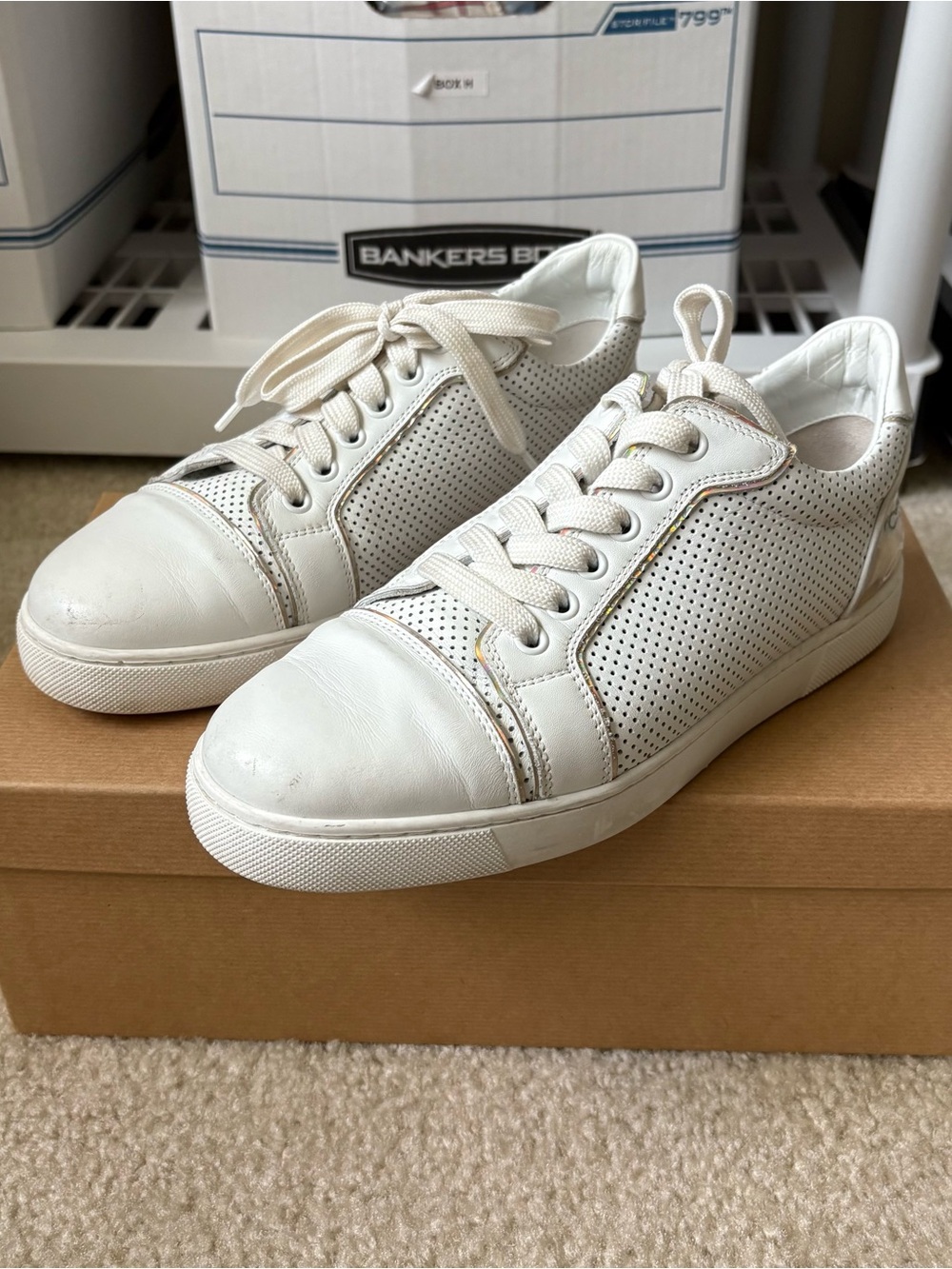 Christian Louboutin Fun Viara Flat Sneakers Bianco Holographic Logo Womens 38.5 - Picture 2 of 15